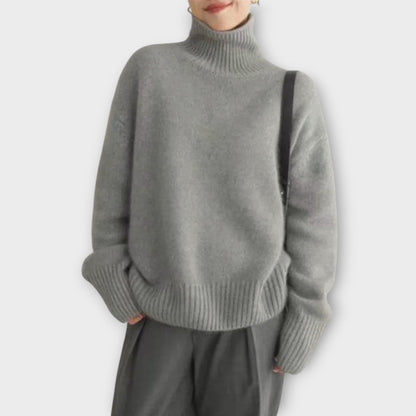 Alvëra | Strikkede trøjer med høj hals for varme og nordisk elegance